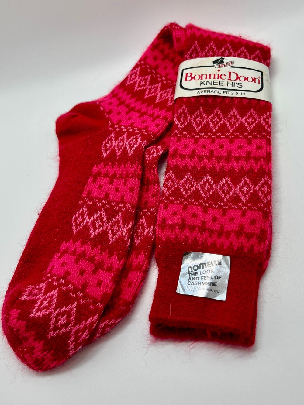Vintage NWT Bonnie Doon Red & Pink Patterned Knee Hi Socks Stockings 1980